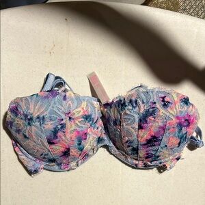 PINK Victoria's Secret Pink and Blue Intimates Bra